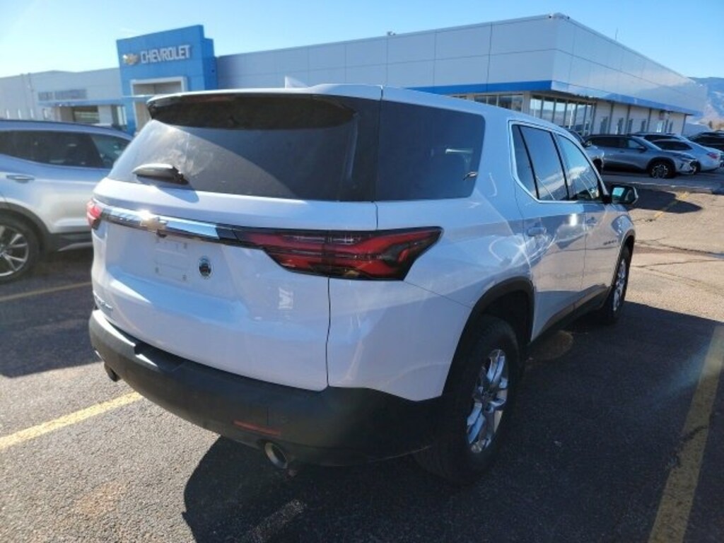 Used 2022 Chevrolet Traverse LS w/1FL SUV