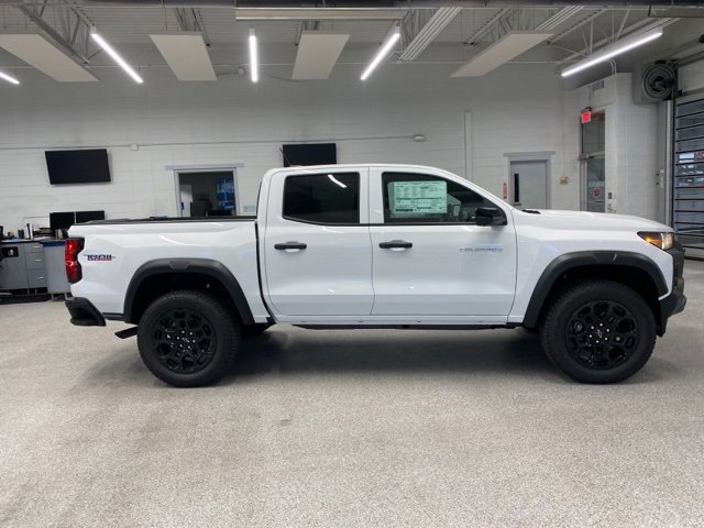 2026 Chevrolet Colorado Trail Boss photo 4