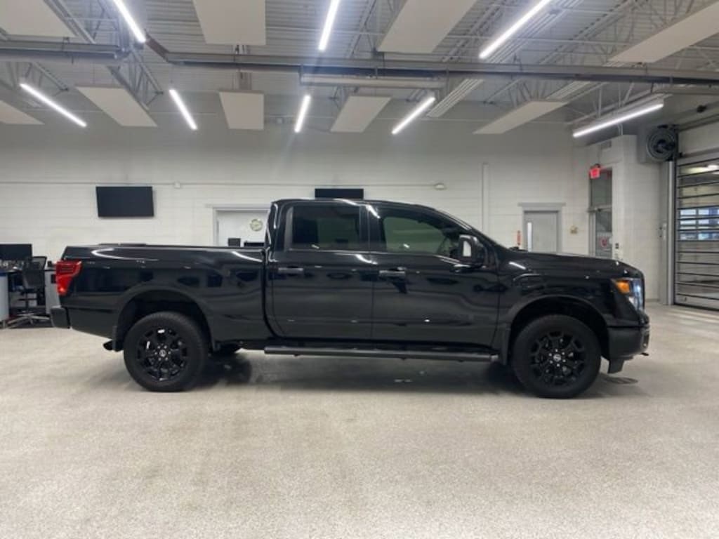 Used 2019 Nissan Titan XD SV Diesel Truck Crew Cab