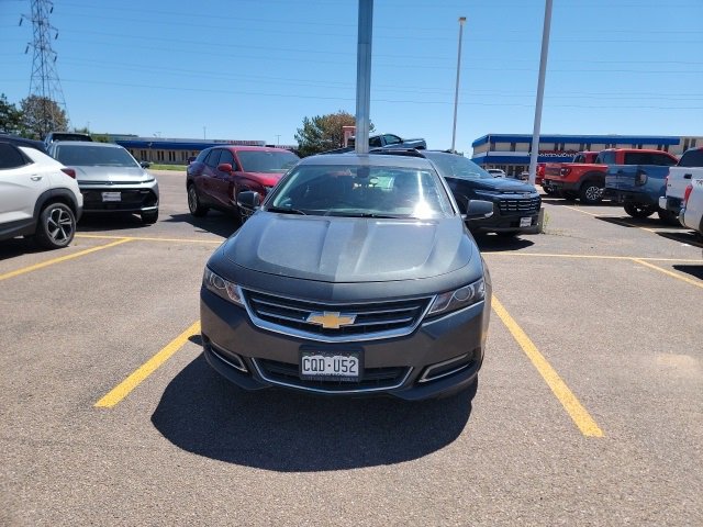 2019 Chevrolet Impala 1LT photo 2