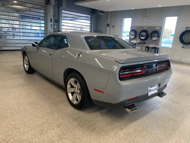 2022 Dodge Challenger SXT - Photo 7