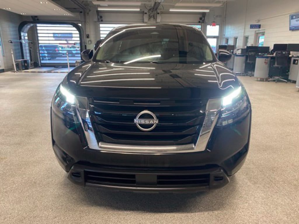 Used 2023 Nissan Pathfinder S 4WD SUV
