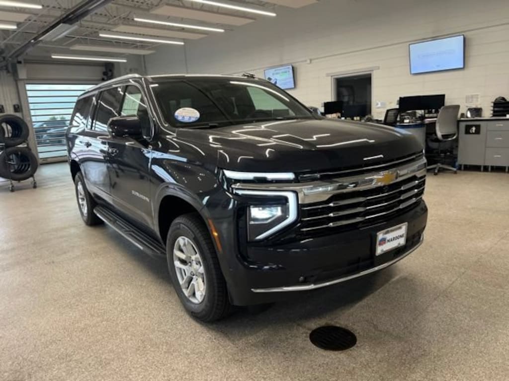New 2026 Chevrolet Suburban LT SUV