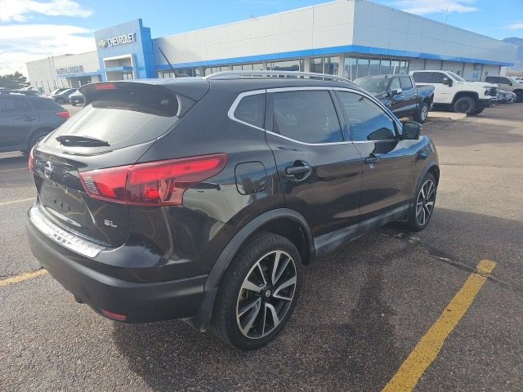 Used 2018 Nissan Rogue Sport SL SUV
