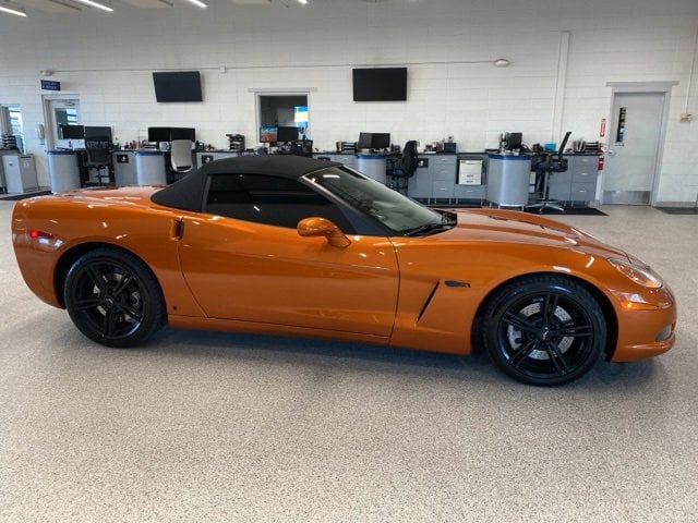 Used 2008 Chevrolet Corvette Base with VIN 1G1YY36W885101738 for sale in Colorado Springs, CO