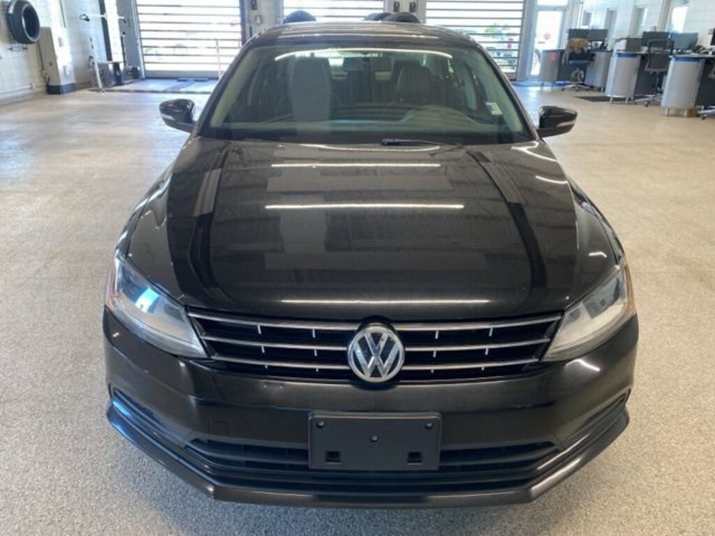 Used 2018 Volkswagen Jetta 1.4T SE Sedan
