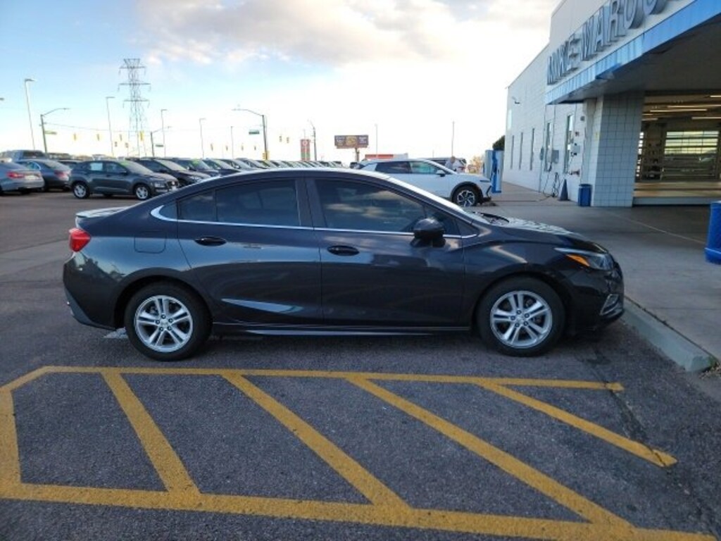 Used 2016 Chevrolet Cruze LT Auto Sedan