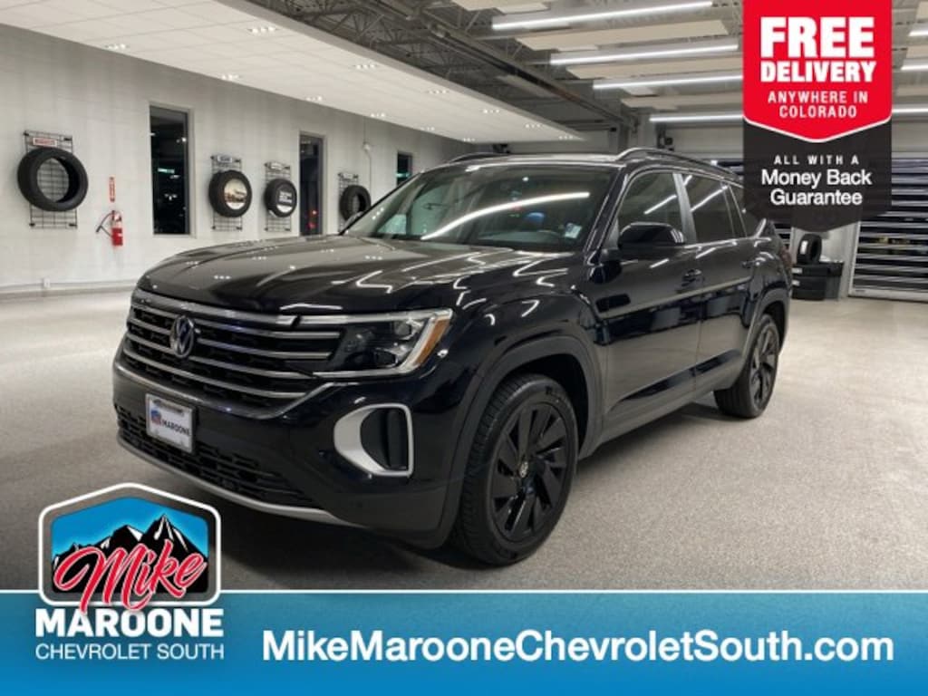 Used 2024 Volkswagen Atlas 2.0T SE w/Technology SUV
