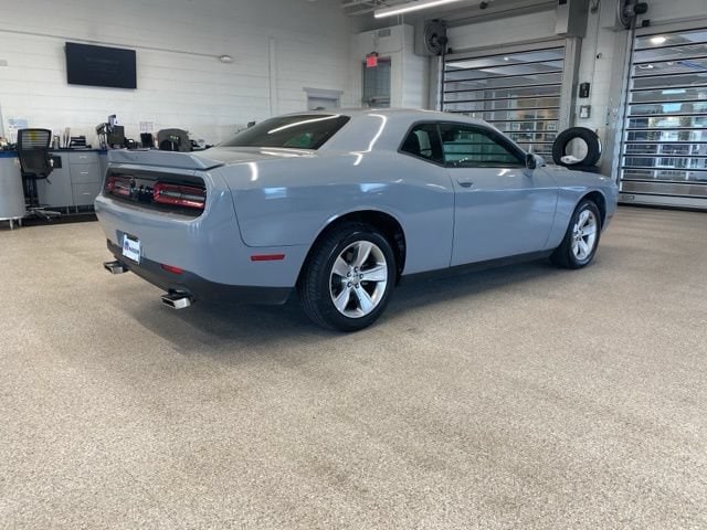 2022 Dodge Challenger SXT - Photo 4