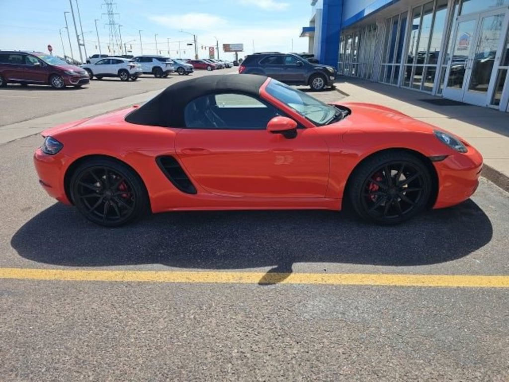 Used 2017 Porsche 718 Boxster Cabriolet