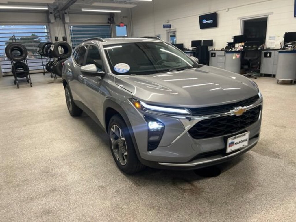 New 2026 Chevrolet Trax LT SUV