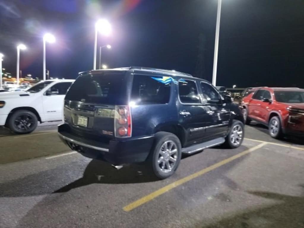 Used 2009 GMC Yukon Denali SUV