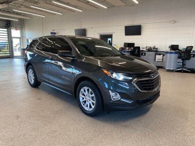 2019 Chevrolet Equinox photo 2