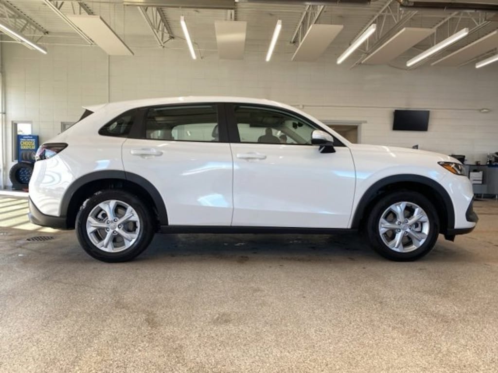 Used 2025 Honda HR-V LX SUV