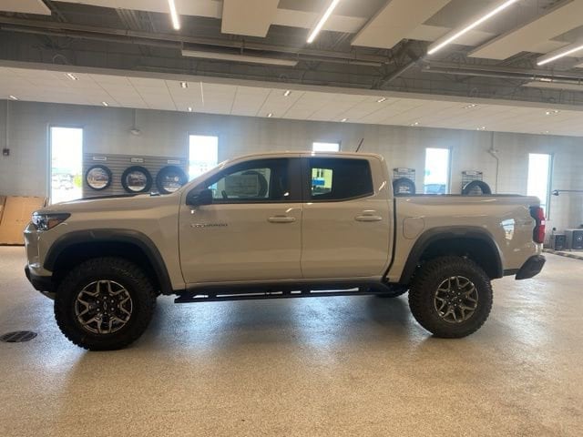 2026 Chevrolet Colorado ZR2 - Photo 9