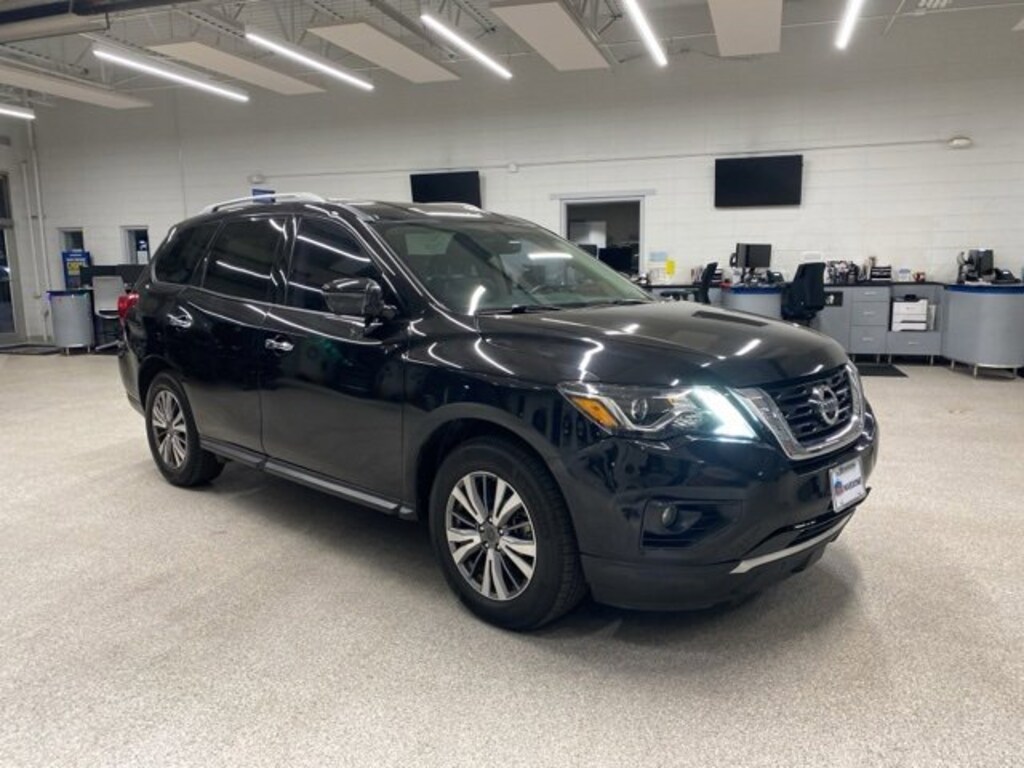 Used 2019 Nissan Pathfinder SL SUV