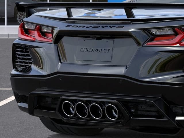 2027 Chevrolet Corvette 2LT - Photo 13