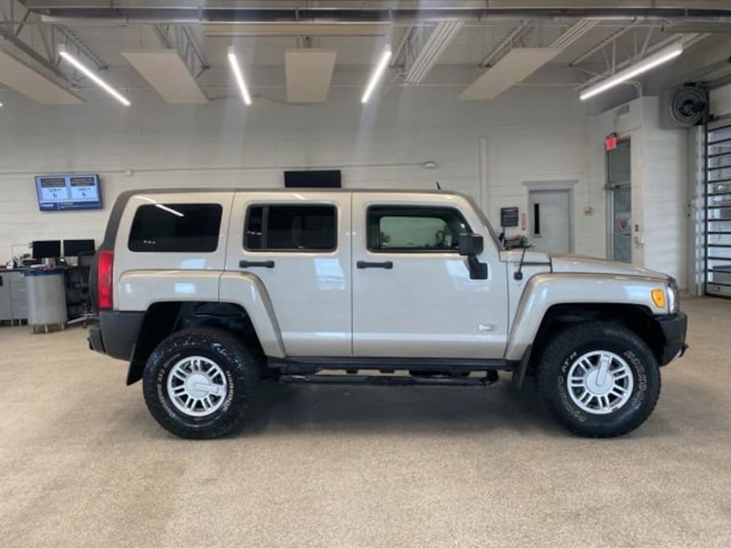 Used 2009 HUMMER H3 SUV Base SUV