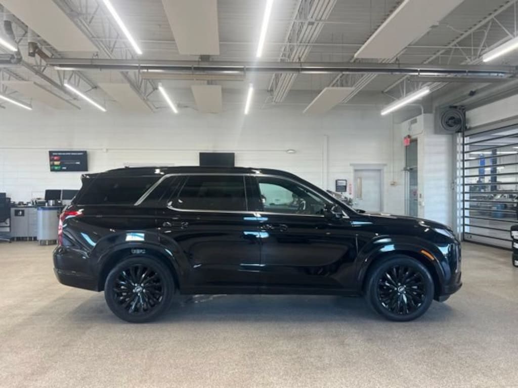 Used 2025 Hyundai Palisade Calligraphy Night Edition SUV