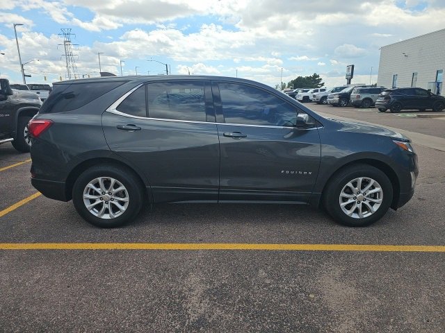 2019 Chevrolet Equinox photo 2