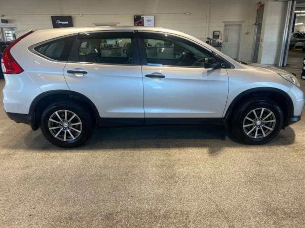 Used 2015 Honda CR-V LX SUV