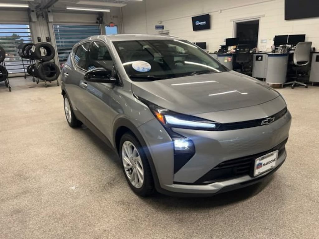 New 2027 Chevrolet Bolt LT SUV