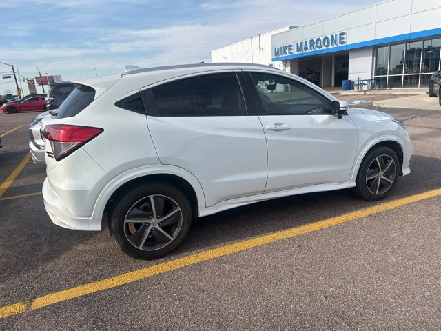 2019 Honda HR-V Touring photo 4