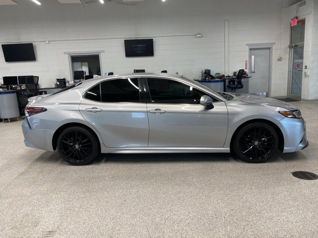 2021 Toyota Camry XSE photo 4