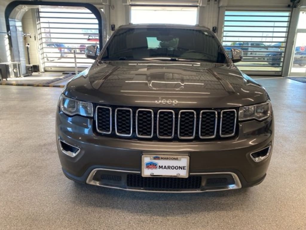 Used 2017 Jeep Grand Cherokee Limited 4x4 SUV