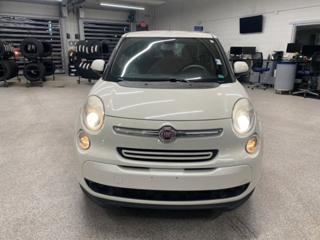 Used 2014 FIAT 500L Easy Hatchback