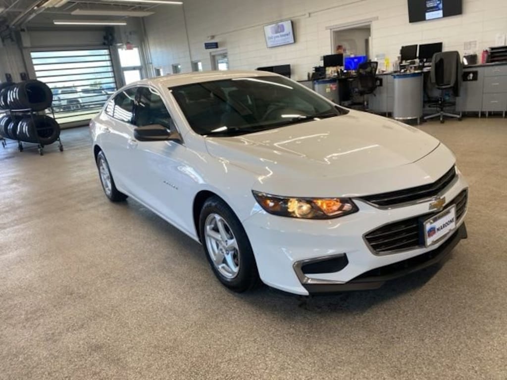 Used 2017 Chevrolet Malibu LS w/1FL Sedan