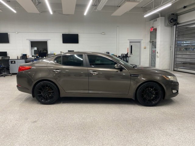2013 Kia Optima LX photo 3