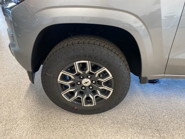 2026 Chevrolet Colorado Z71 - Photo 10