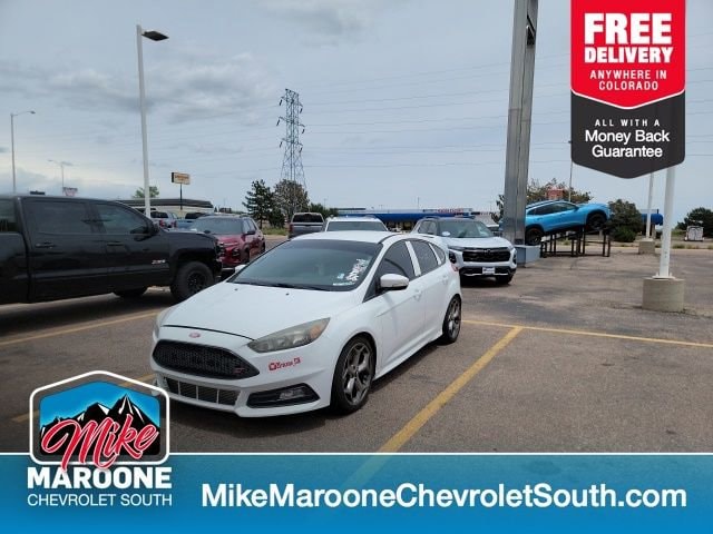 2016 Ford Focus 5 Door Hatch ST's photo
