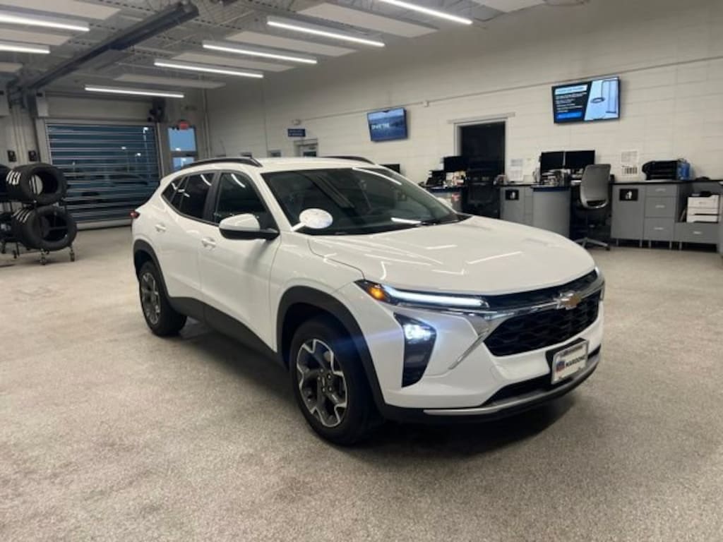 New 2026 Chevrolet Trax LT SUV