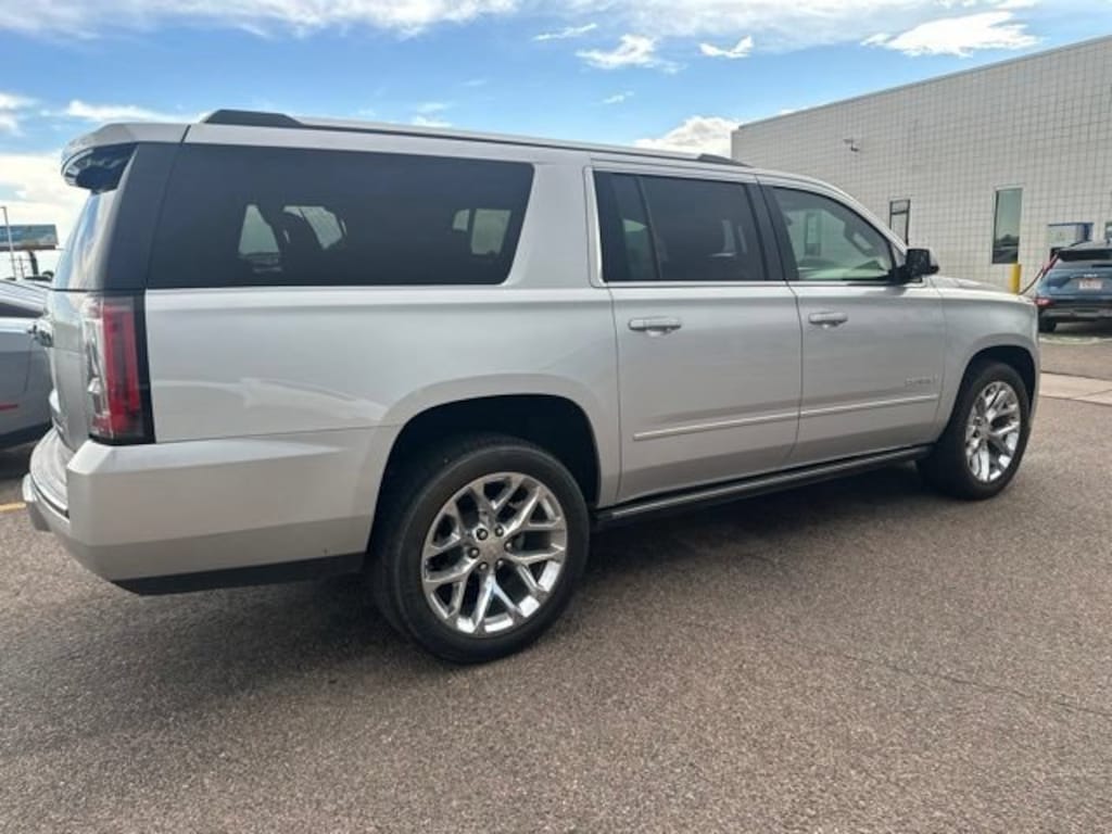 Used 2019 GMC Yukon XL Denali SUV
