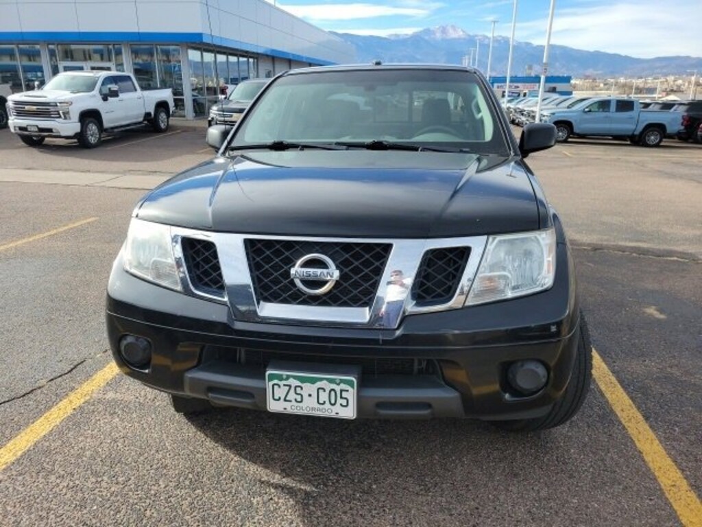 Used 2016 Nissan Frontier SV Truck Crew Cab