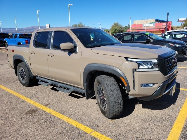 2023 Nissan Frontier PRO-4X photo 3