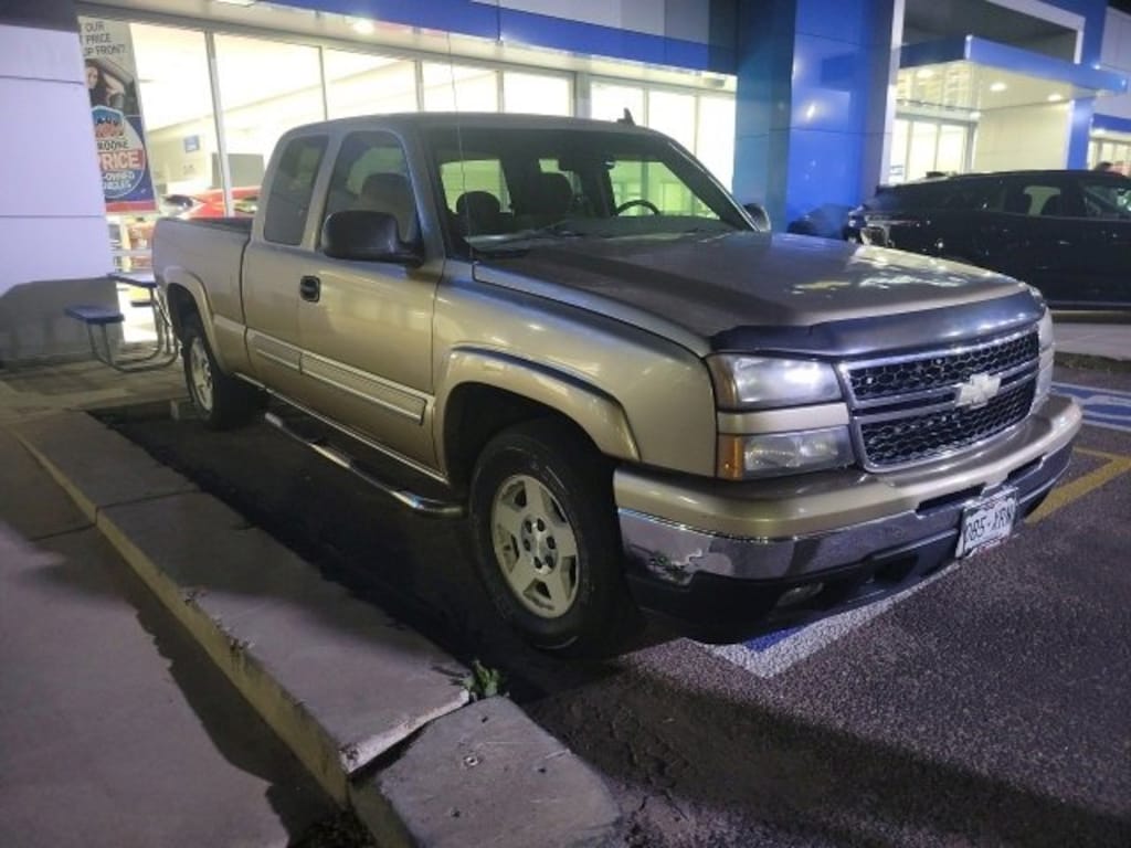 Used 2006 Chevrolet Silverado 1500 Truck Extended Cab
