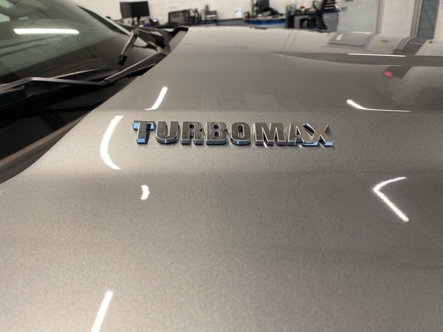 2025 Chevrolet Silverado 1500 LT photo 3