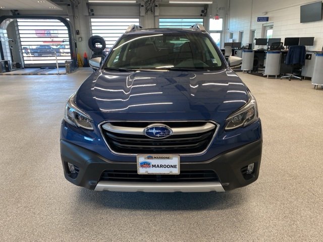 2022 Subaru Outback Touring XT photo 2