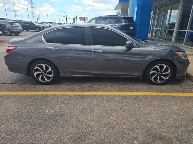 2017 Honda Accord EX-L photo 2