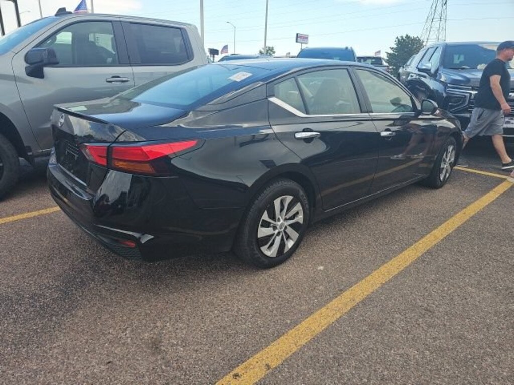 Used 2023 Nissan Altima 2.5 S Sedan