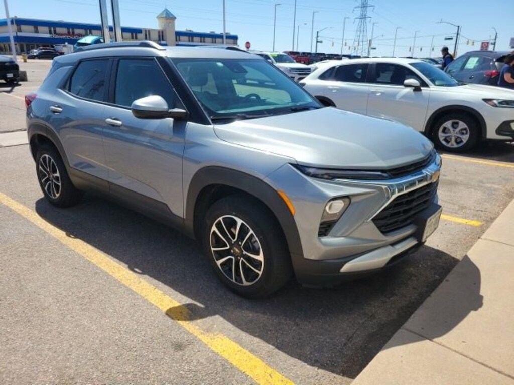 Used 2024 Chevrolet Trailblazer LT SUV