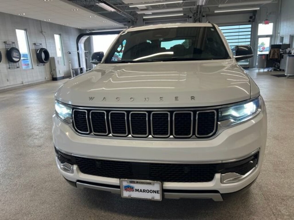 Used 2024 Jeep Wagoneer L Series II SUV