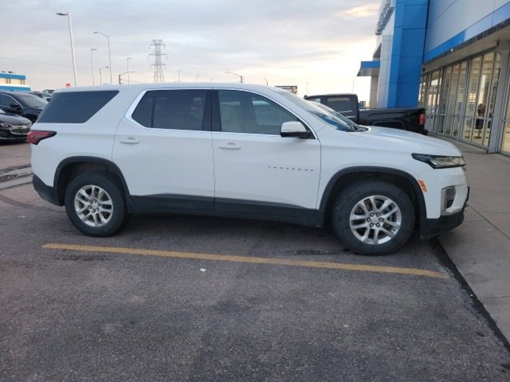 Used 2022 Chevrolet Traverse LS w/1FL SUV