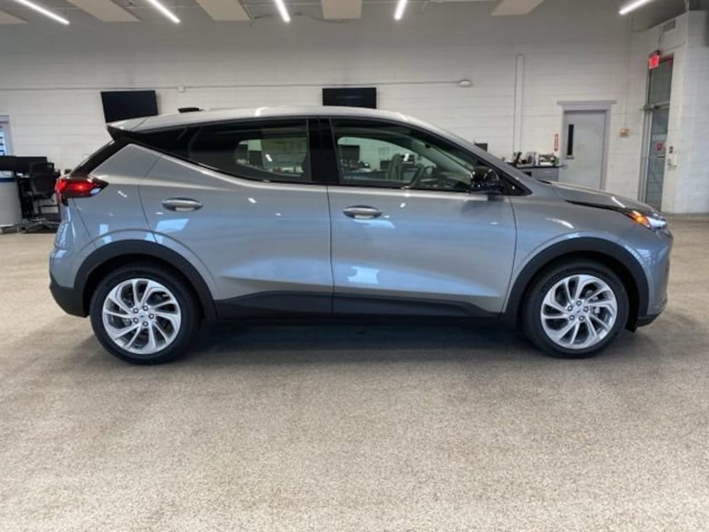 New 2027 Chevrolet Bolt LT SUV