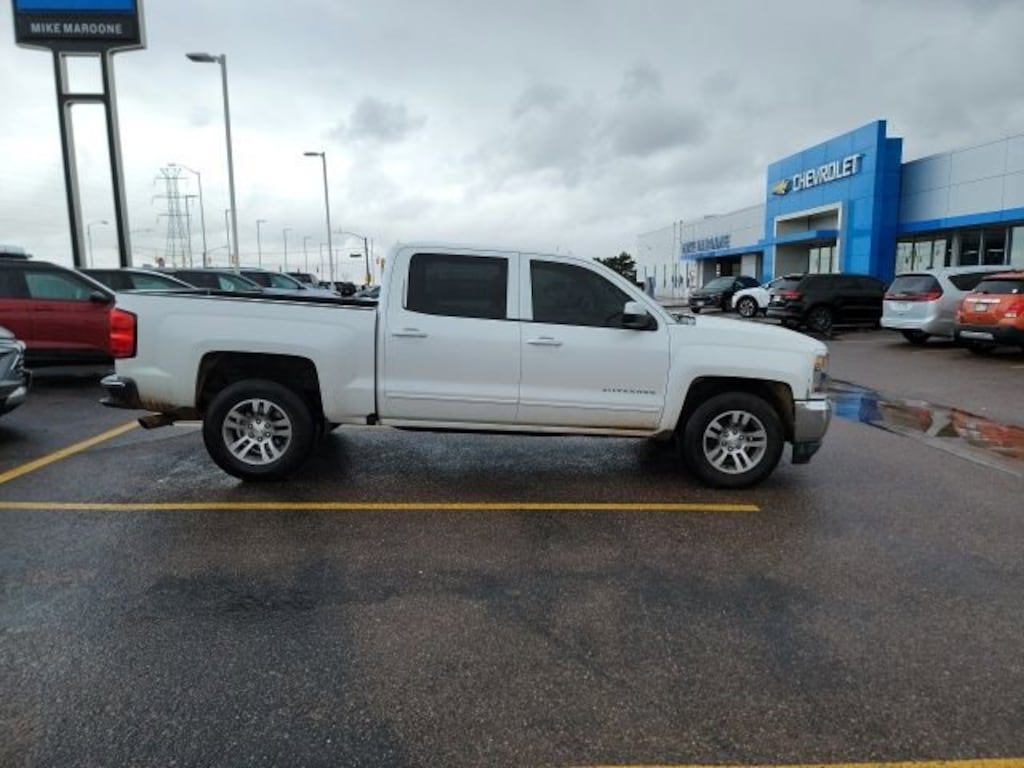 Used 2017 Chevrolet Silverado 1500 LT w/1LT Truck Crew Cab