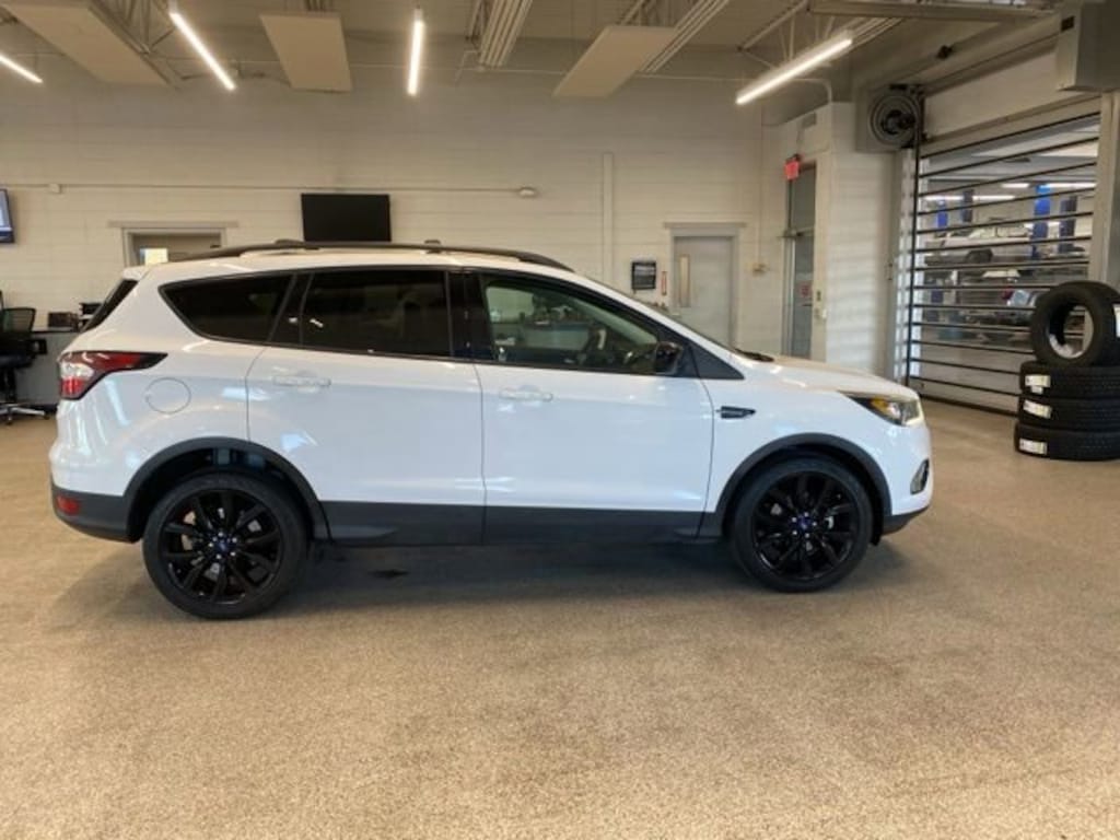 Used 2018 Ford Escape SE SUV