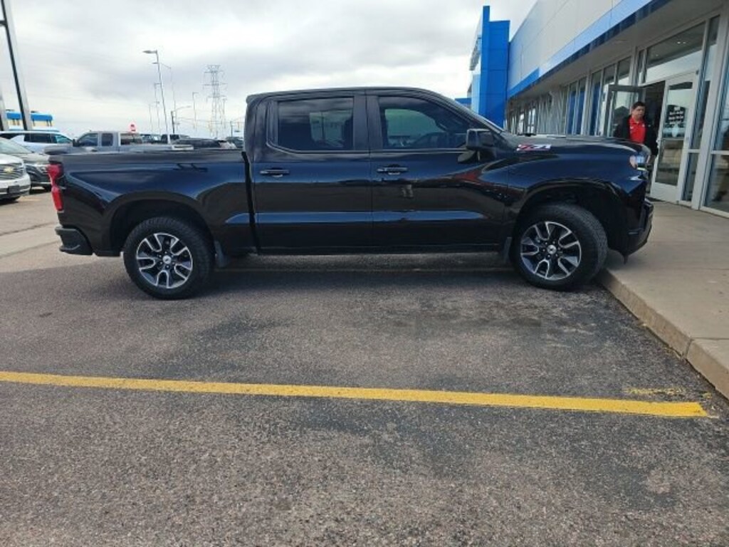 Used 2021 Chevrolet Silverado 1500 RST Truck Crew Cab